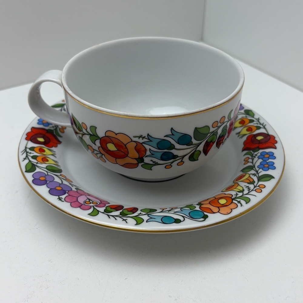 Vintage Kalocsa handpainted porcelain coffee / tea cup with retro floral design